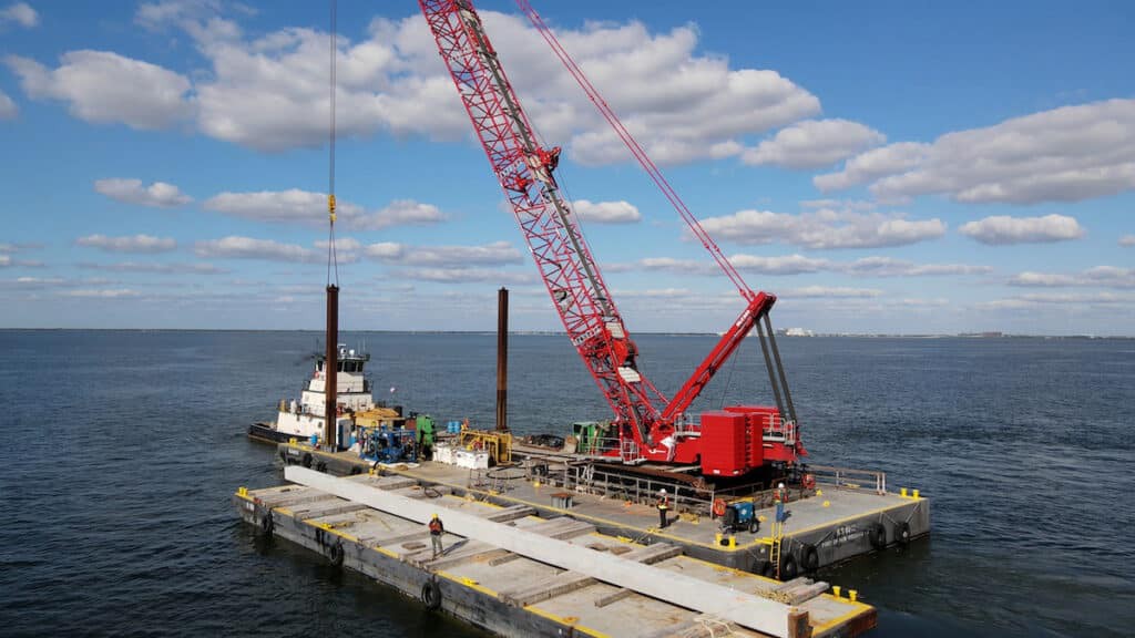 Crane Models Ideal For Barge Mounting Crane Models Ideal For Barge Mounting